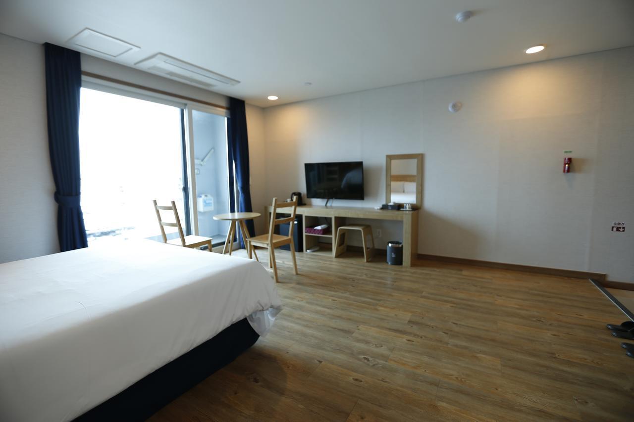 Hotel52 Seogwipo Ngoại thất bức ảnh