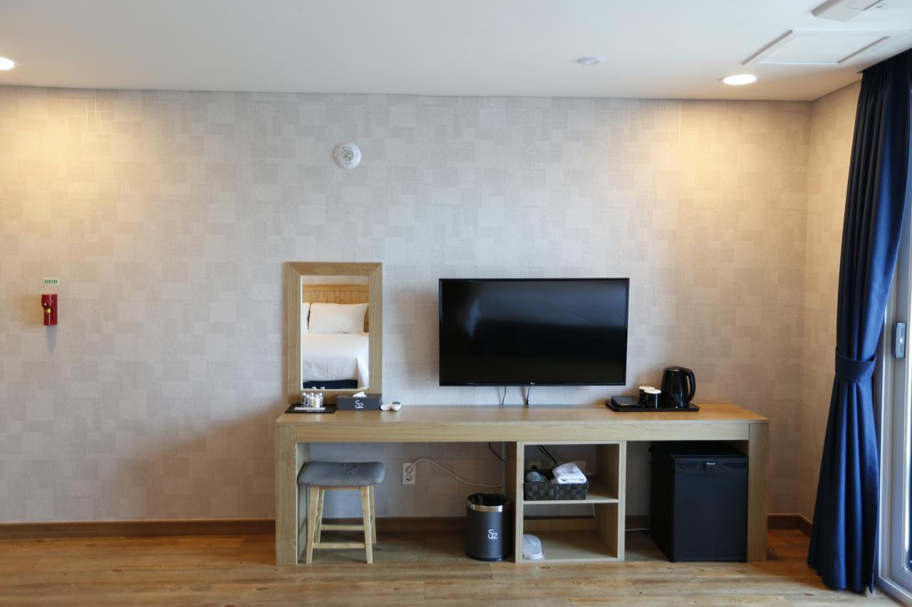 Hotel52 Seogwipo Ngoại thất bức ảnh